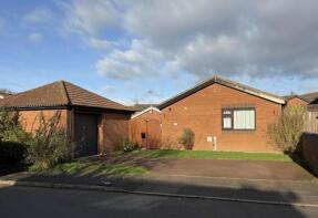 15, Woodhall Close, Northampton NN4 9UB