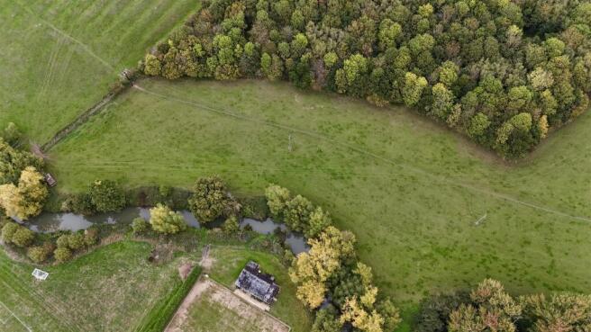 dji_fly_20250926_154016_0298_1758899763485_photo.J