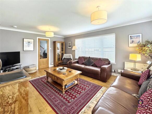 Golf Course Road, Newtonmore, Highland, PH20 photo 4