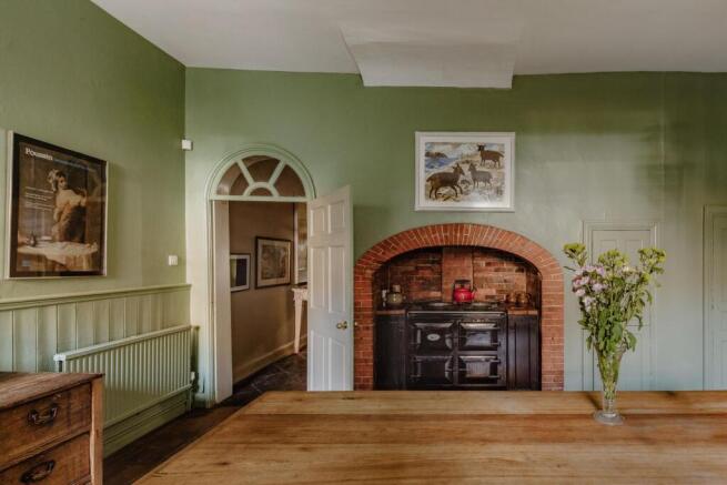 4 bed Terraced for sale Image 10