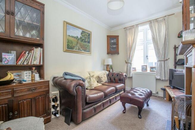 Lounge 2