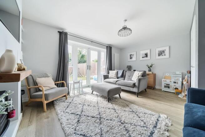 Living Room (2)