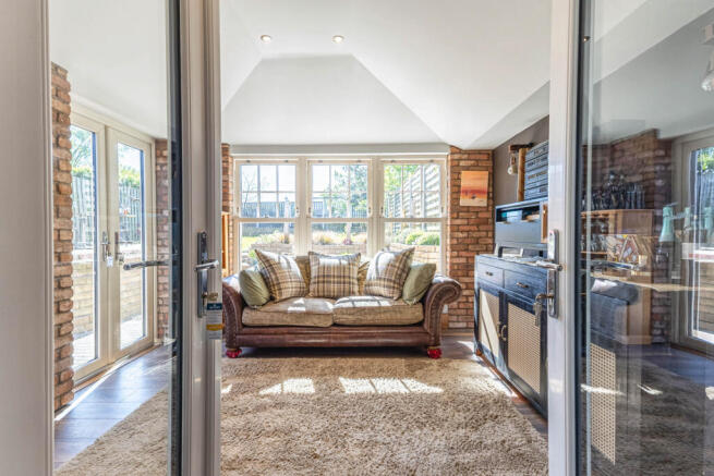 3 bed Semi-Detached for sale Image 5