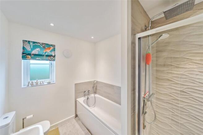 Bath/ Shower Room