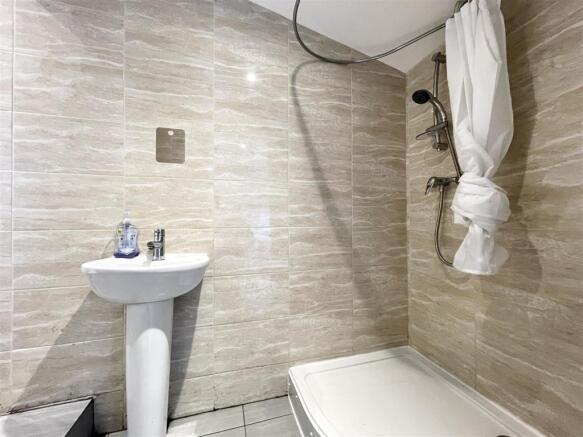 Bathrooms DS Aspect 2.jpg