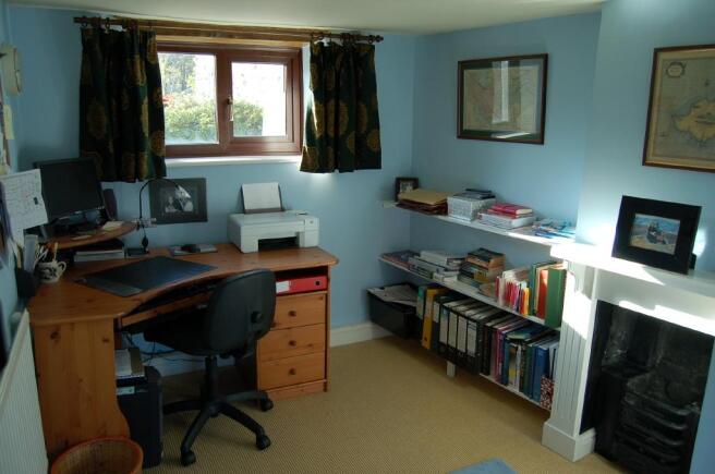 Photo 12