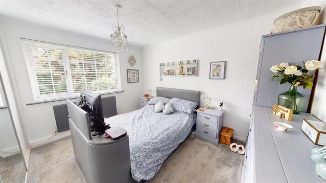 3 bed Semi-Detached for sale Image 5