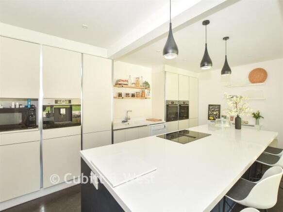 Kitchen/Dining Room.