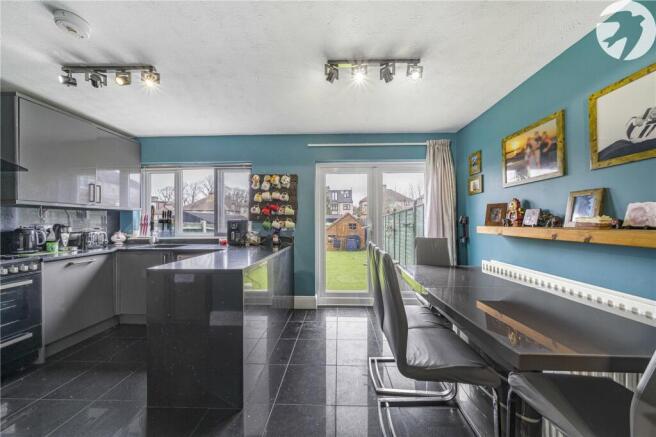 Kitchen/Dining