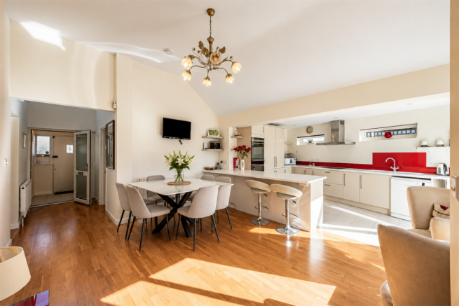 Kitchen/Dining/Famil