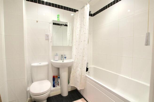 Bathroom.jpg