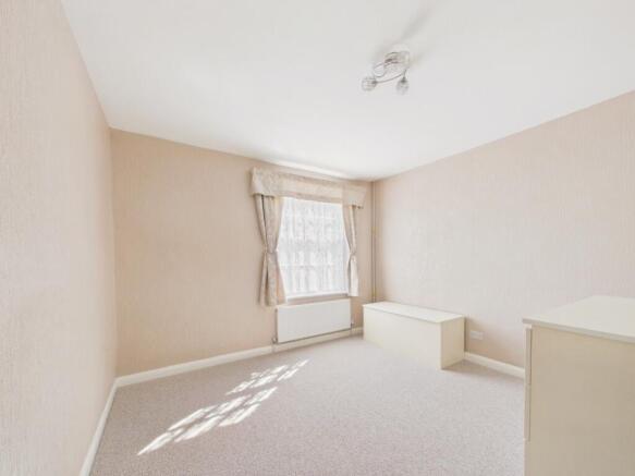 2 bed Terraced for sale Image 8