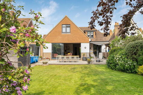 The Mount, Cranleigh GU6 7LX