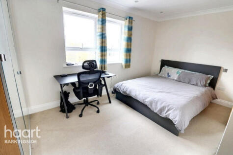 751-753 Cranbrook Road, Gants Hill