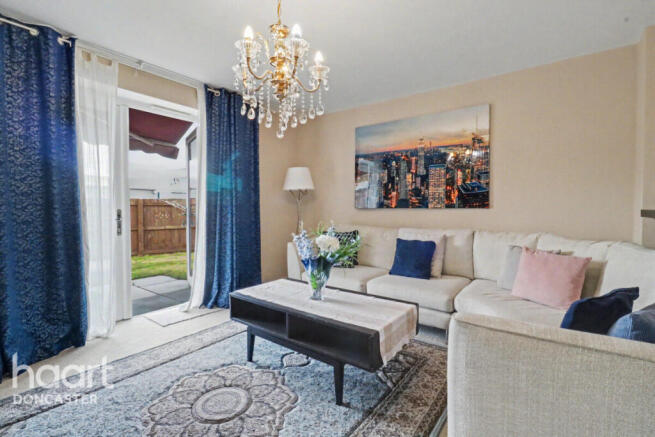 3 bed Semi-Detached for sale Image 12