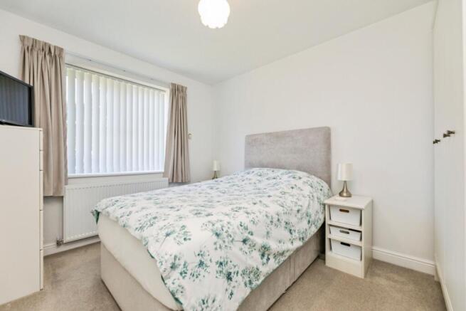pbox-bedroom-347392.jpg