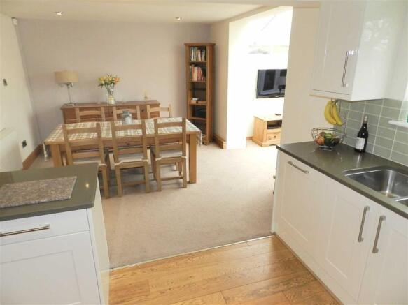 DINING KITCHEN