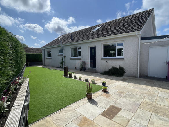 Rear Garden a.JPG