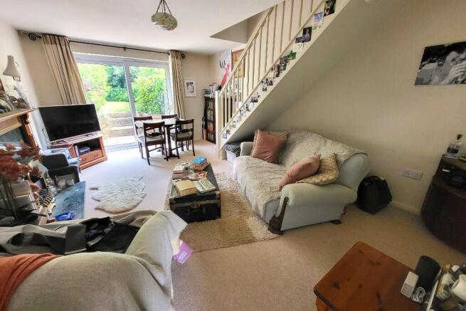 17' Reception Room 