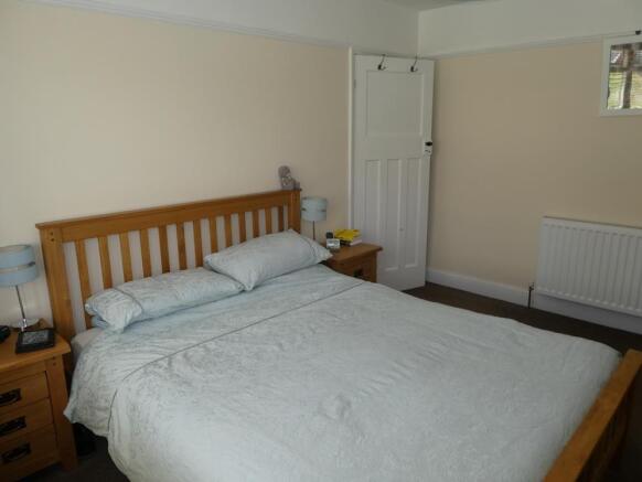 Bed1 pic2.JPG