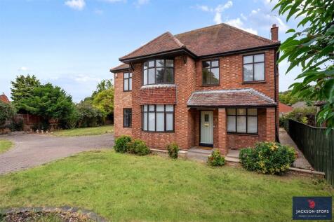Duchess Drive, Newmarket, Suffolk, CB8