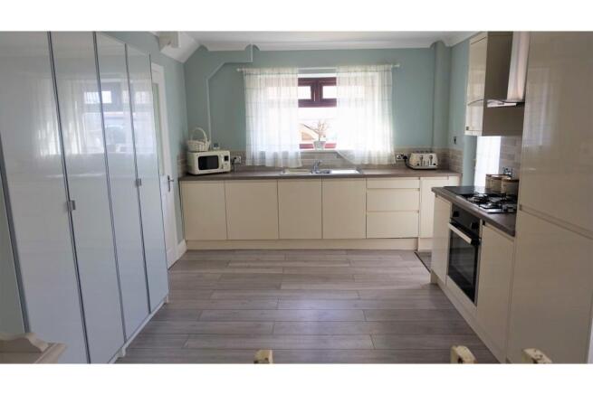 Kitchen / Diner