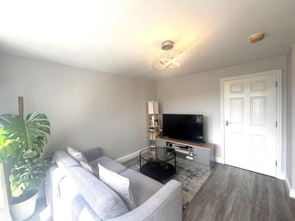 Tarrant Court, Ingleside Drive, Stevenage photo 4