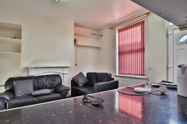 Kelsall Terrace, Leeds, LS6 photo 5