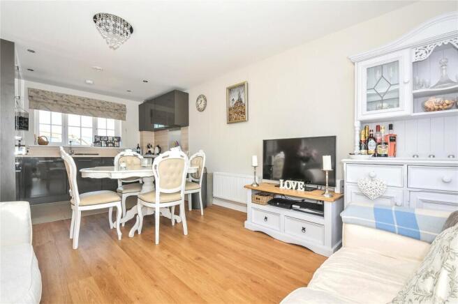 Living Room pic2