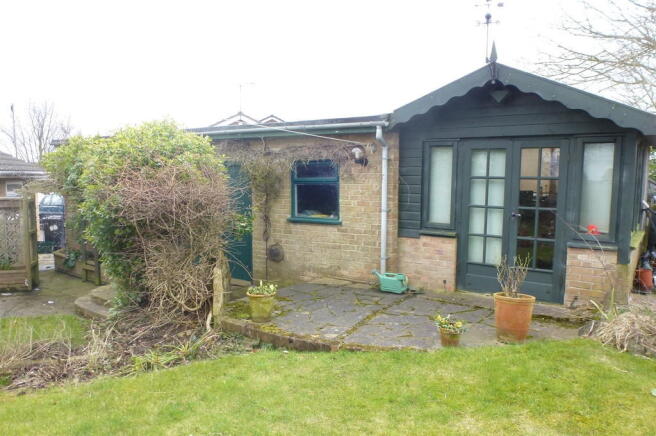 Photo 10