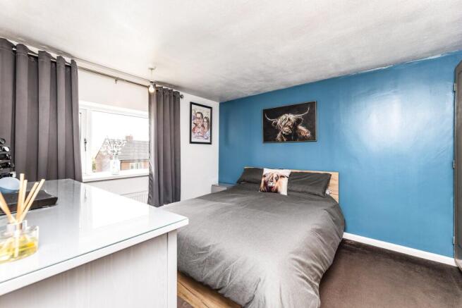3 bed Semi-Detached for sale Image 12