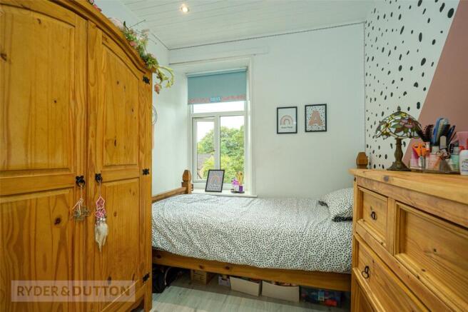 3 bed Terraced for sale Image 12