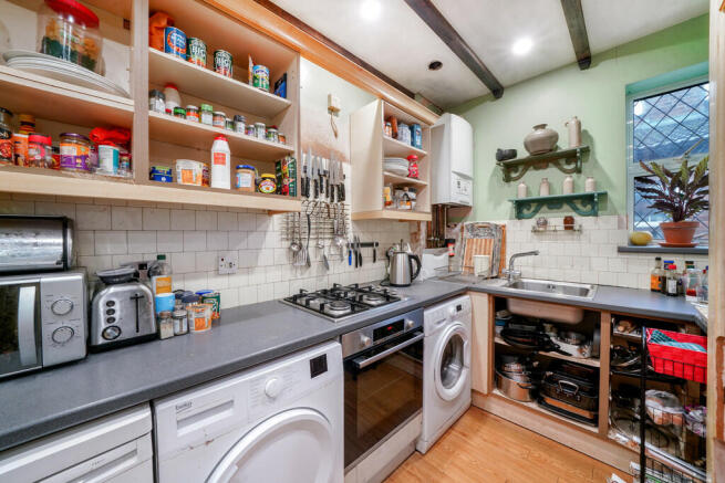 40A Deacon Road -...