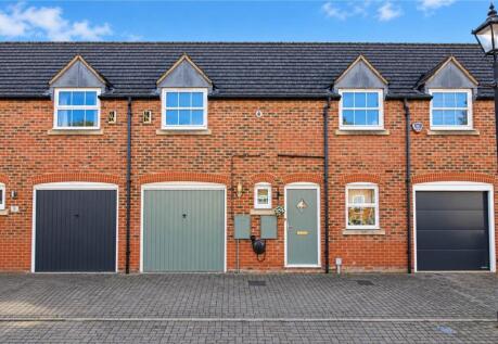 Waterperry Mews, Aylesbury