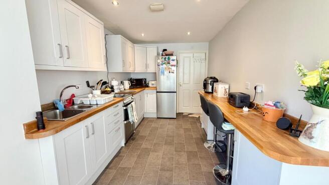 3 bed Detached for sale Image 4