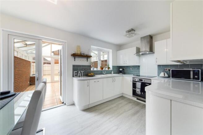 Kitchen / dining room