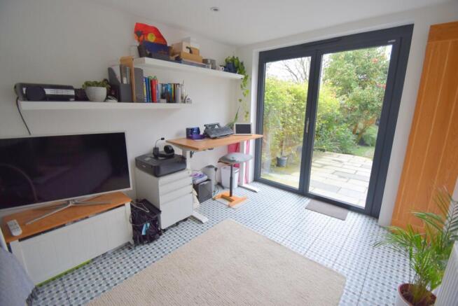 Bedroom 4/Office