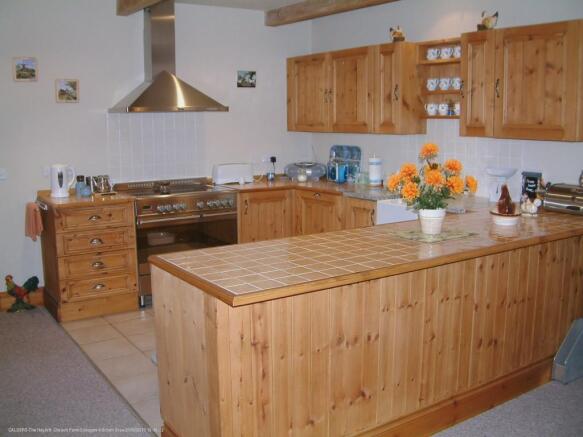 KITCHEN AREA