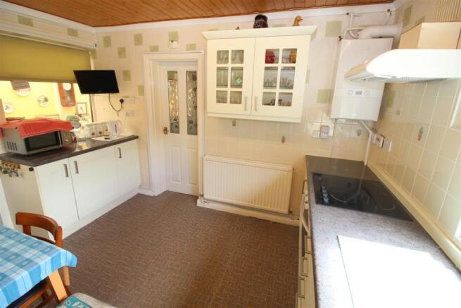 Kitchen / Breakfast Room