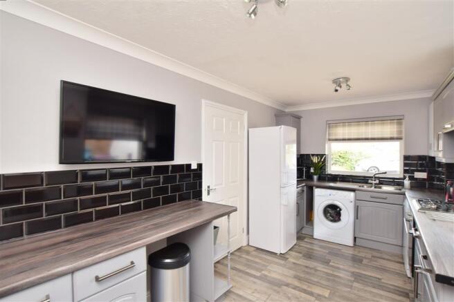 Kitchen/ Breakfast Room