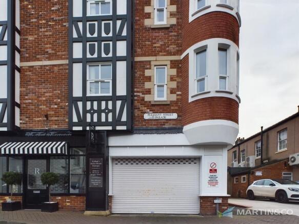 CAM02318G0-PR0403...