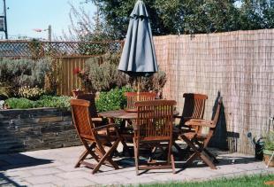 COURTYARD/PATIO