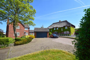 4, The Orchard, Spen Lane, Preston PR4 3EZ