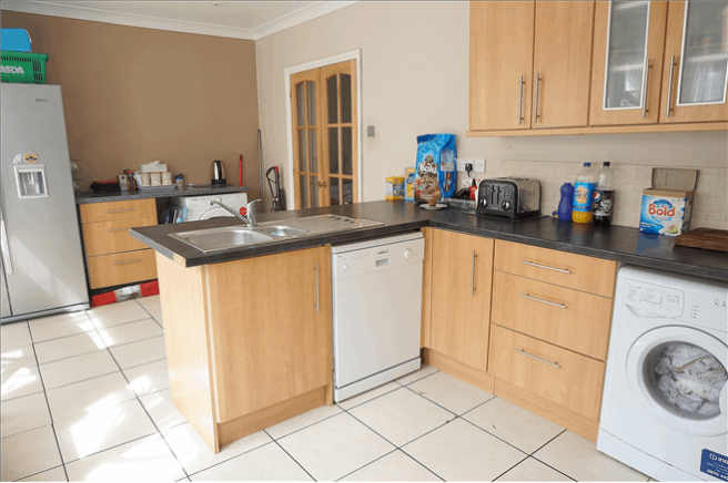 Kitchen / Breakfast