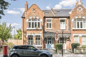25, Emmanuel Road, London SW12 0HF