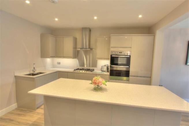 Kitchen: