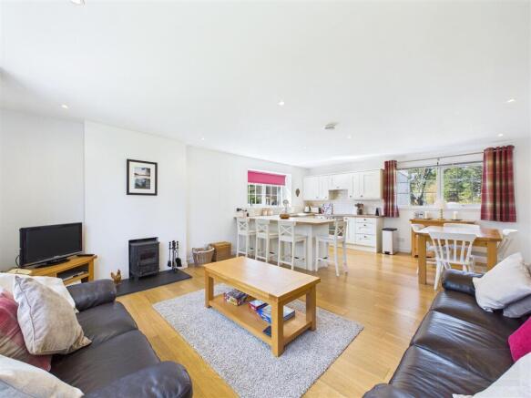 Sitting Room, Kitchen & Dining Area