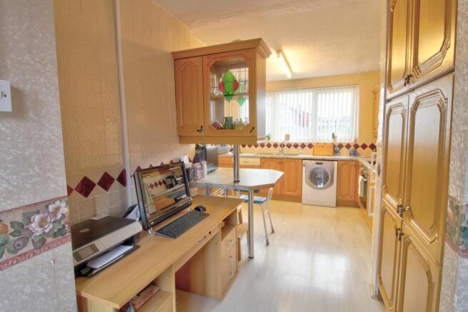 Kitchen 1