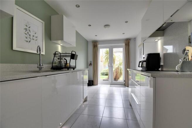 4 bed Detached for sale Image 5