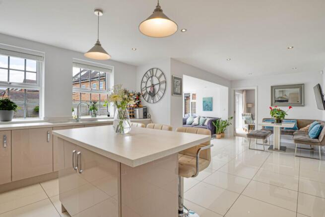 Kitchen/Breakfast Room